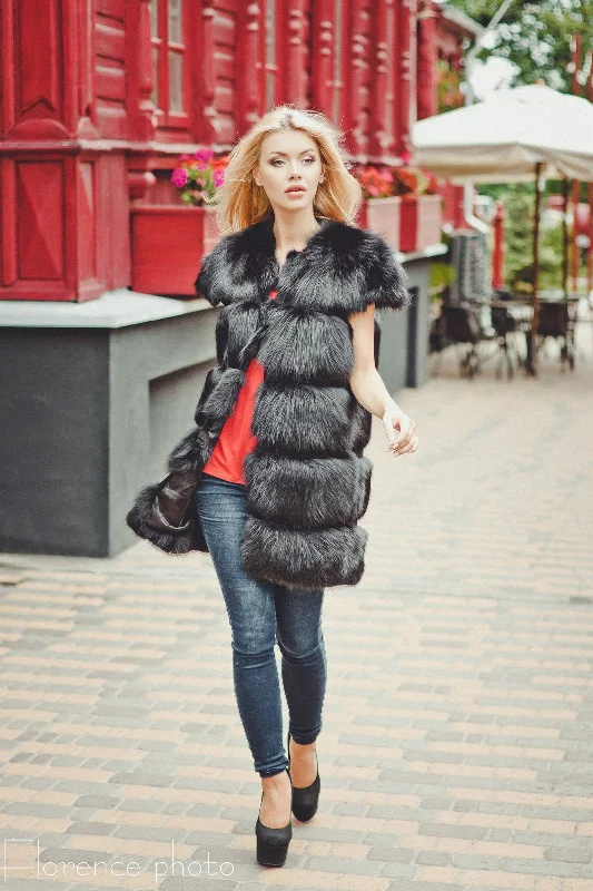 Fox Fur Vest (Black)