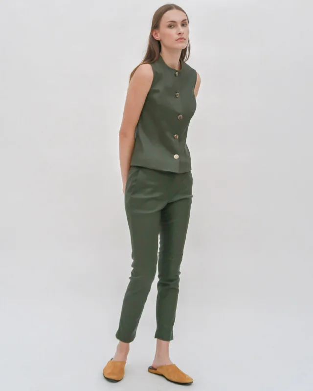 SLEEVELESS BUTTON FRONT TOP  - STRETCH PLONGE